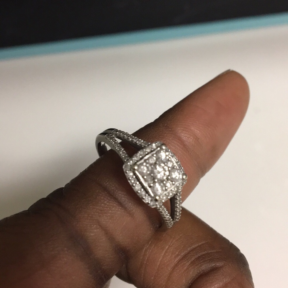 10 CW Ring - Picture 5 of 5